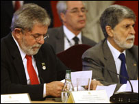o presidente brasileiro, Luiz Inácio Lula da Silva e o chanceler Celso Amorim no encontro da Unasul no Chile
