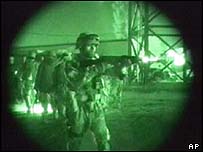 Felluce operasyonuna katılan bir Amerikan askeri