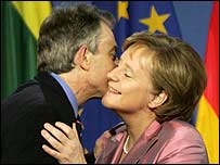 Merkel Blair'le 