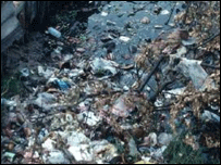 پولی تھین  کا ڈھیر