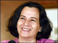 Clara Rojas no reencontro com a mãe