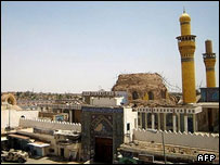 حرم سامره در پی انفجار سال گذشته