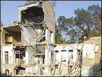 در سی خرداد سالجاری اداره کل ميراث فرهنگی دستور تخريب و نوسازی اين بنا را به شهرداری منطقه ۱۲ تهران اعلام کرد. 