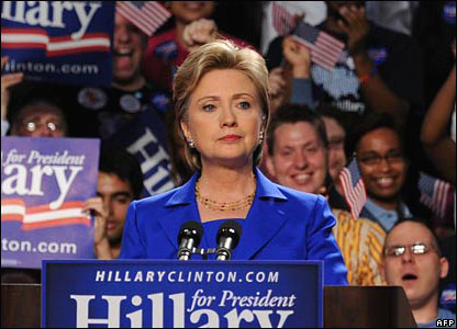 Bà Clinton phát biểu tại đại học Baruch, New York ngày 03/6/2008