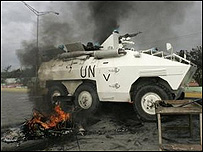 Tropas brasileiras ajudam a patrulhar o Haiti