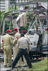 انفجار اتوبوس