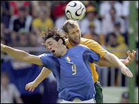 Lance de Austrália x Itália