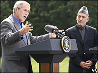 Bush ve Karzai