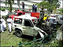 Cena do atentado de 2002