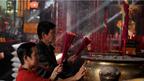 印尼華人進香迎農曆蛇年(BBC中文網照片)