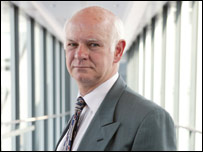 伦敦政经学院院长戴维斯