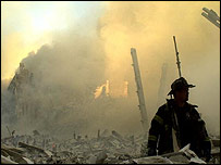 İkiz kulelerin enkazı