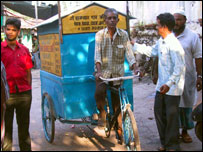 किताबों की वैन