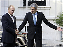 Tổng thống Nga Vladimir Putin và thủ tướng Bồ Đào Nha Jose Socrates