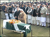 ڈی آئی جی بنوں عابد علی کی نمازِ جنازہ