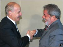 O ministro da Economia da Argentina, Roberto Lavagna, e o presidente Luiz Inácio Lula da Silva