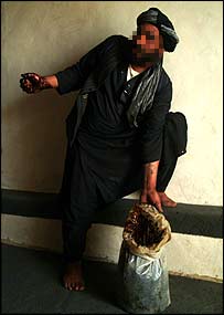 افیون کا اسمگلر