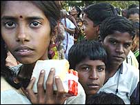 Crianças sobreviventes dos tsunamis na Ásia