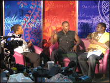 Bola Mosuro, Vieux Farka Touré and Ibrahima Diane (Stuart Pinfold)