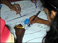 Disabled contributing their feelings towards peace (photo: Elmo Fernando)