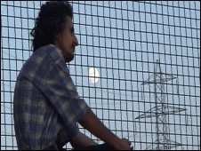 محسن نامجو در نمایی از فیلم آرامش با دیازپام ۱۰ ساخته سامان سالور