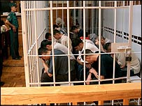 Суд на підозрюваними в організації  вибухів в Ташкенті