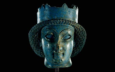 سر لاجوردی شاهزاده هخامنشی