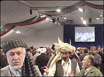 लोया जिरगा में प्रतिनिधि