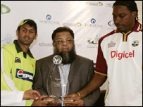 شعیب ملک اور کرِس گیل