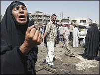 صحنه پس از انفجار در شهرک صدر بغداد 