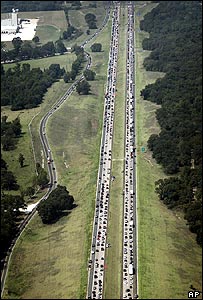 خروج از مناطق عبور احتمالی ريتا