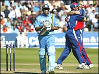 वीवीएस लक्ष्मण आउट