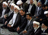 İran'ın dini lideri Ayetullah Ali Hameney