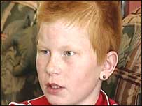 O garoto Kevin Chapman, vítima de agressõesp or ser ruivo