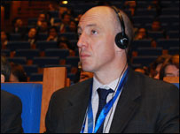 Đại sứ Mark Kent tại Hội thảo Việt học ở Hà Nội đầu tháng 12/2008 