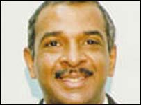 Jody Kollapen, presidente da Comissão dos Direitos Humanos da África do Sul