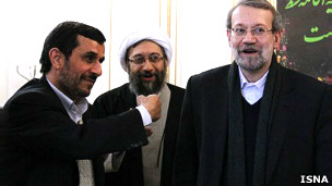 علی، صادق لاریجانی و احمدی نژاد