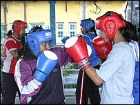 महिला मुक्केबाज़