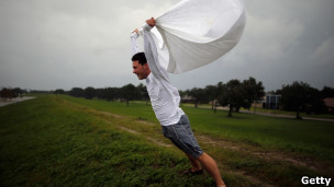 在风中的美国人