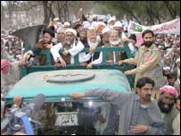 مذہبی جماعتیں صدر مشرف کے خلاف بھی تحریک چلانے کا اعلان کر چکی ہیں