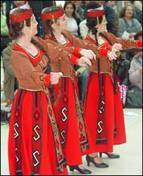 Ermeni halk oyuncuları 