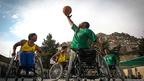 Jugadores durante el primer torneo de basquet en silla de ruedas en Afganistáneno