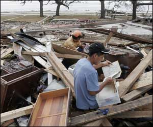 कैटरीना तूफ़ान से तबाही