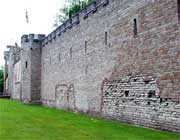 Castell Caerdydd