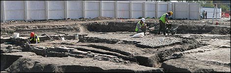 Archaeologists working at Dig Hungate