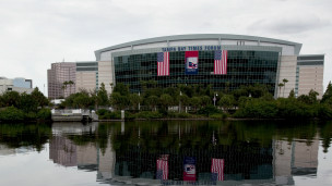 عاصفة "أيزاك"