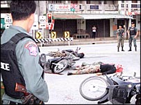 Tayland'da saldırıya maruz kalan güvenlik güçleri