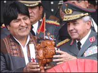 Evo Morales e General Freddy Bersatti Tudela