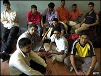 سری لنکا سے بھی حال ہی میں پاکستانیوں کو واپس بھیجا گیا ہے