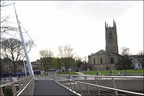 April 2008 | Cathedral Green and the bridge